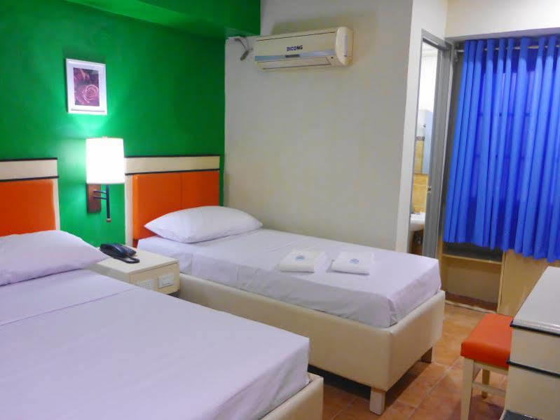 Usda Dormitory Hotel Cebu Bagian luar foto