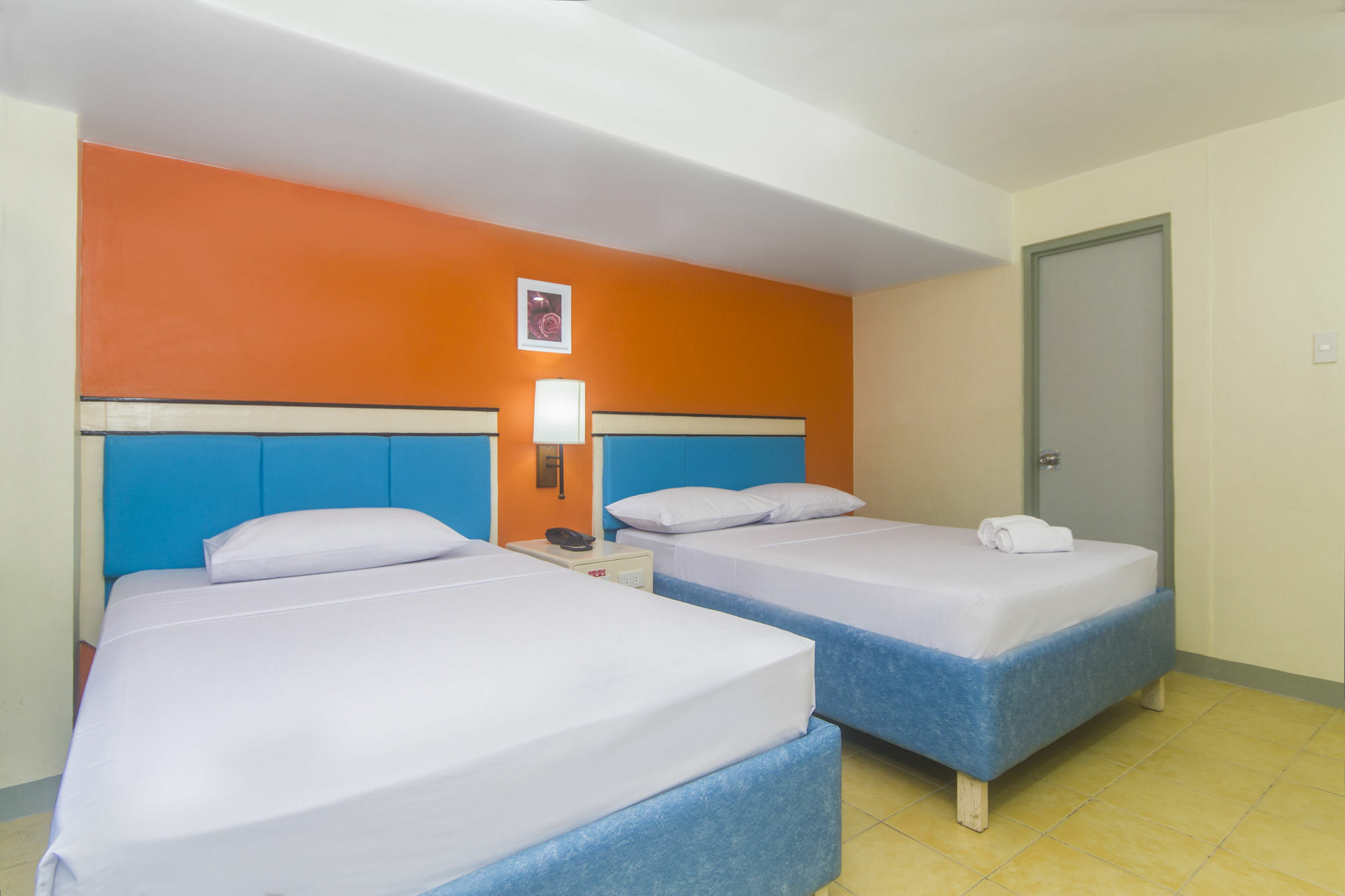 Usda Dormitory Hotel Cebu Bagian luar foto