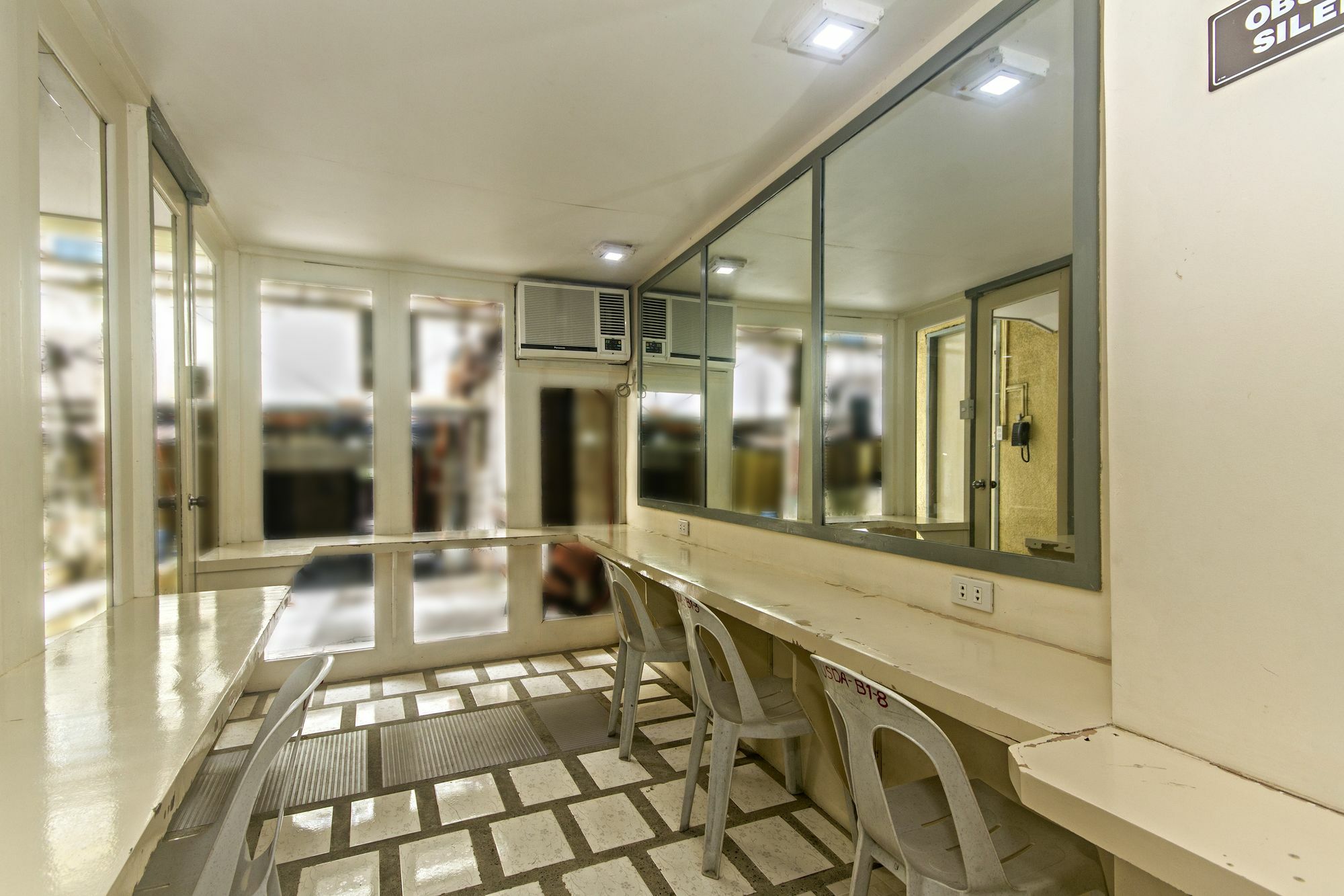 Usda Dormitory Hotel Cebu Bagian luar foto